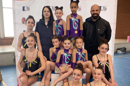 150 gimnastas disputaron en Reinosa los Campeonatos Escolares de Promesas, Promocin y Tecnificacin de gimnasia rtmica