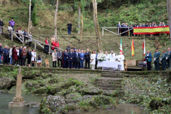 La Guardia Civil honra a la Virgen del Pilar en Fontibre