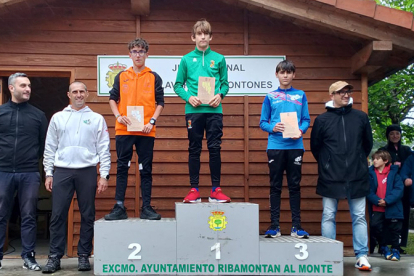 Los atletas de la Escuela Reinosa Running logran dos podios en la I Carrera popular de Villaverde de Pontones