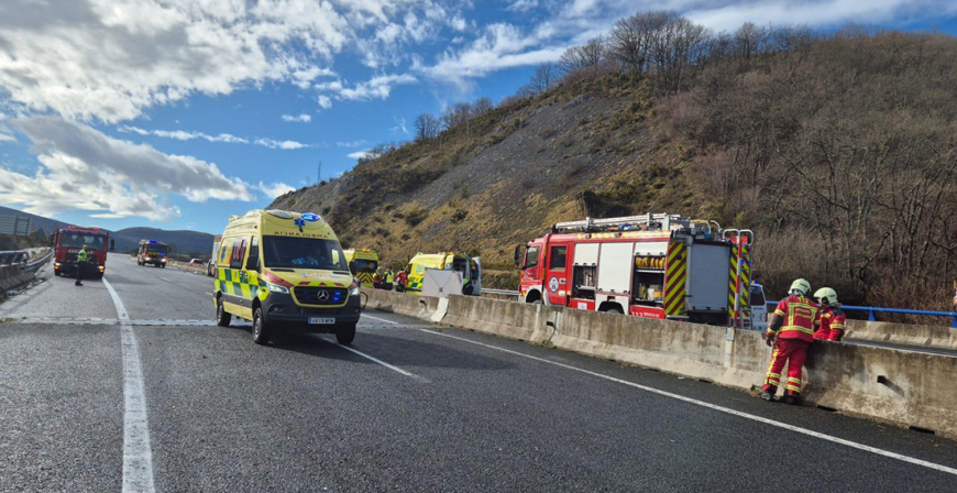 Fallece una mujer tras producirse un accidente mltiple en la A-67, a la altura de Molledo